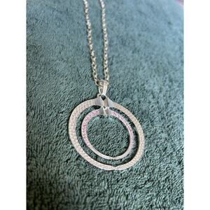 Montana Silversmiths Necklace Round Pendent With Pink GemStones Big Chain Silver